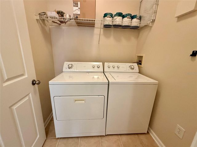 12932 PENN STATION COURT 202, Orlando, FL 32821