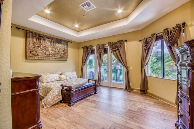 3581 Collonade Drive, Wellington, FL 33449