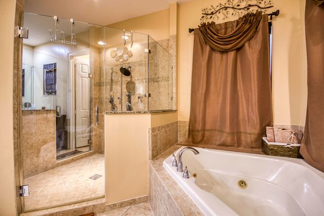 3581 Collonade Drive, Wellington, FL 33449