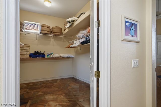 2240 Hot Oak Ridge Street, Las Vegas, NV 89134