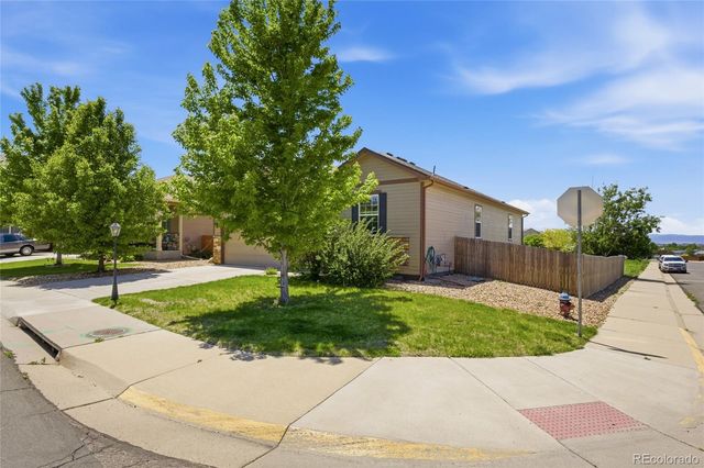 481 Clubhouse Drive, Fort Lupton, CO 80621