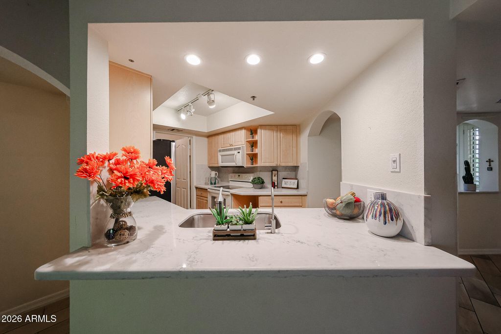 5104 N 32ND Street 343, Phoenix, AZ 85018 — photo 4