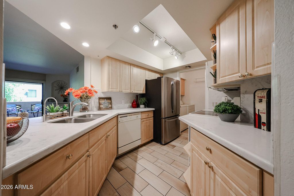 5104 N 32ND Street 343, Phoenix, AZ 85018 — photo 5