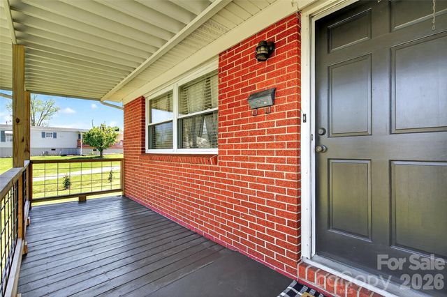 85 Bostic Street, Marion, NC 28752