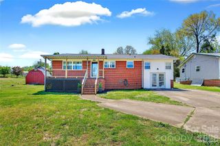 85 Bostic Street, Marion, NC 28752