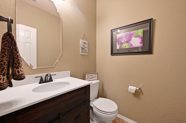 814 Covent DR, Kyle, TX 78640