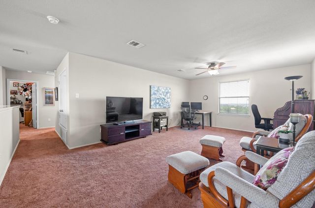 814 Covent DR, Kyle, TX 78640