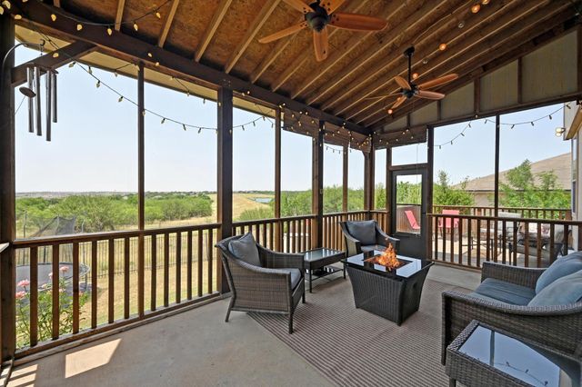 814 Covent DR, Kyle, TX 78640
