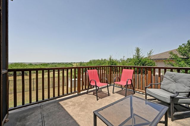 814 Covent DR, Kyle, TX 78640