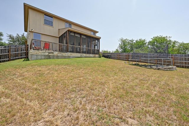 814 Covent DR, Kyle, TX 78640