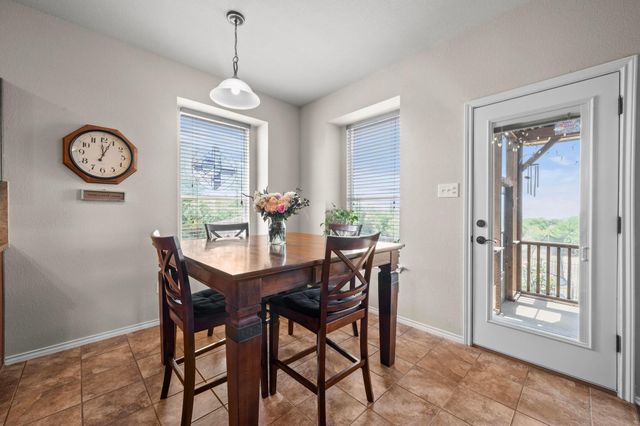 814 Covent DR, Kyle, TX 78640