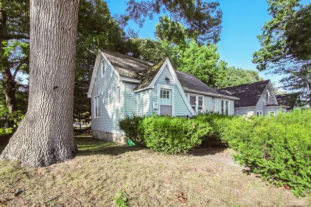 42 Godfrey Street, Groton, CT 06340