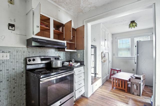42 Godfrey Street, Groton, CT 06340