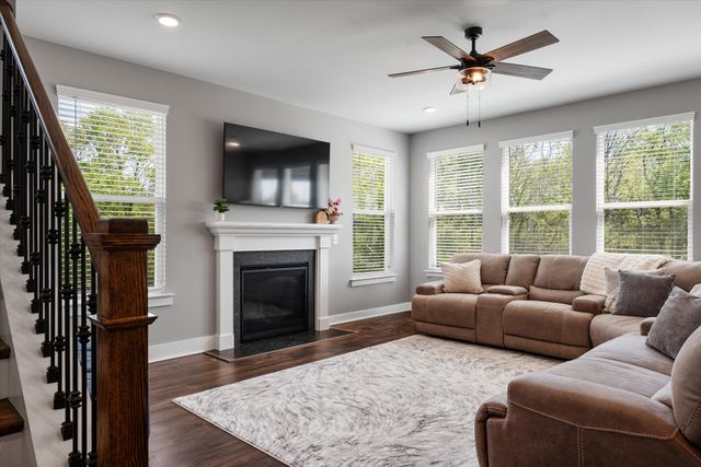 203 Caroline Way, Mount Juliet, TN 37122
