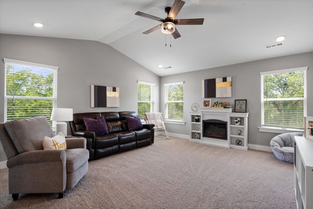 203 Caroline Way, Mount Juliet, TN 37122