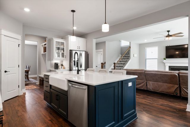 203 Caroline Way, Mount Juliet, TN 37122