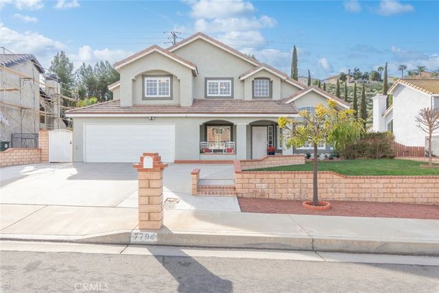 7794 Longs Peak, Jurupa Valley, CA 92509