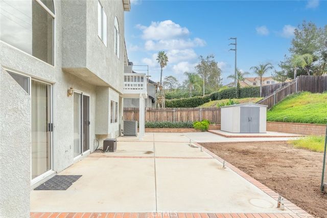 7794 Longs Peak, Jurupa Valley, CA 92509