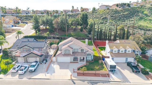 7794 Longs Peak, Jurupa Valley, CA 92509