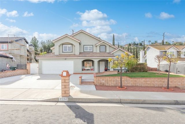 7794 Longs Peak, Jurupa Valley, CA 92509