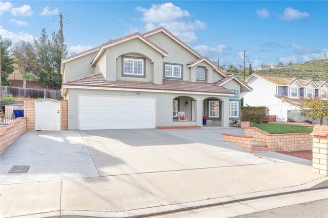 7794 Longs Peak, Jurupa Valley, CA 92509