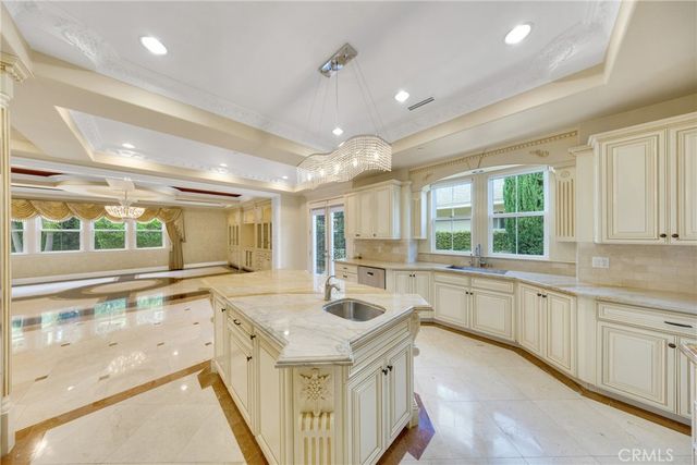 2041 S 6th, Arcadia, CA 91006