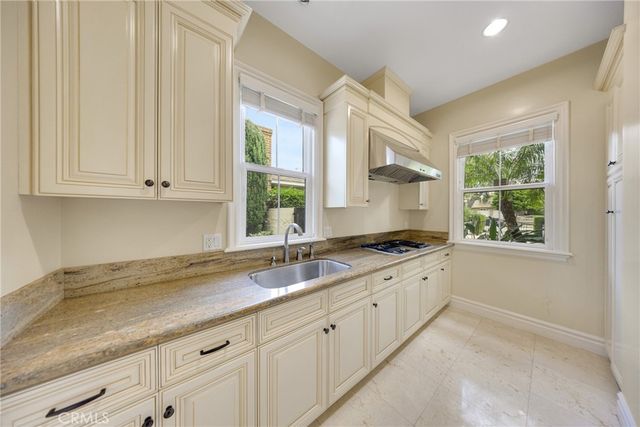 2041 S 6th, Arcadia, CA 91006