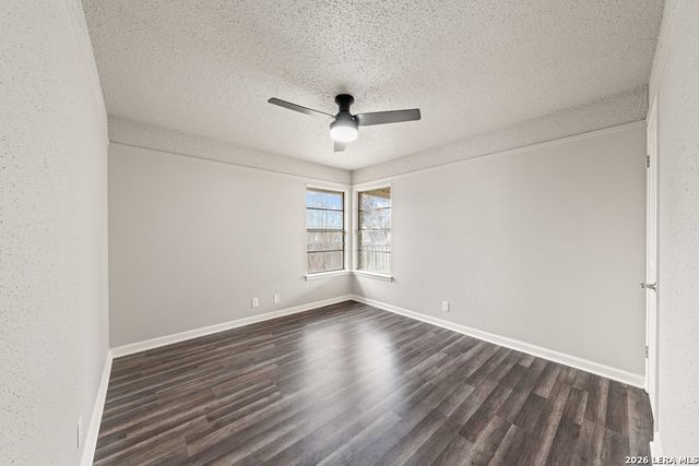 4402 Seabreeze Dr, San Antonio, TX 78222