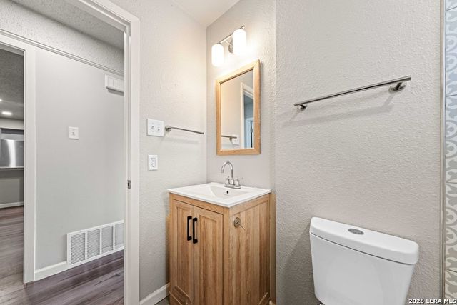 4402 Seabreeze Dr, San Antonio, TX 78222