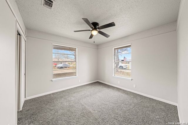 4402 Seabreeze Dr, San Antonio, TX 78222