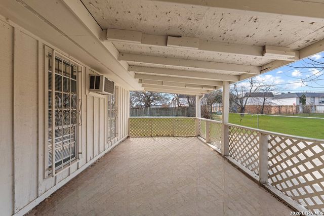 4402 Seabreeze Dr, San Antonio, TX 78222