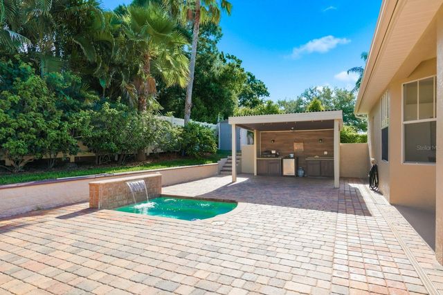 1159 W CURLEW PLACE, Tarpon Springs, FL 34689