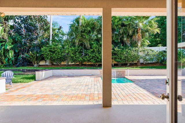 1159 W CURLEW PLACE, Tarpon Springs, FL 34689