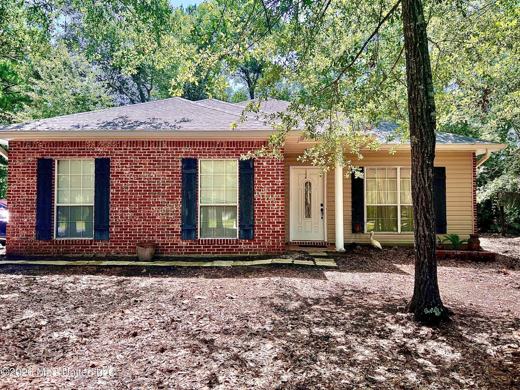 94186 Bayou Drive, Diamondhead, MS 39525
