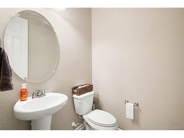 6014 Hoofbeat Pl, Castle Rock, CO 80108