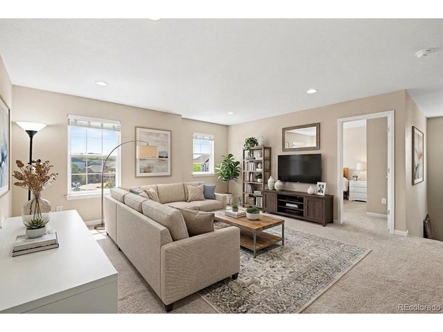 6014 Hoofbeat Pl, Castle Rock, CO 80108