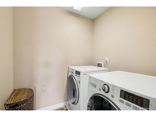 6014 Hoofbeat Pl, Castle Rock, CO 80108
