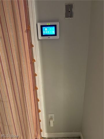 7535 Hickory Road, Bedford, OH 44146