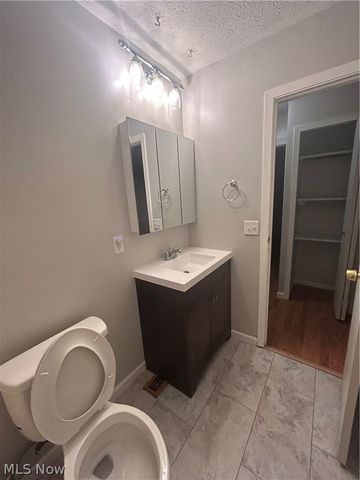 7535 Hickory Road, Bedford, OH 44146