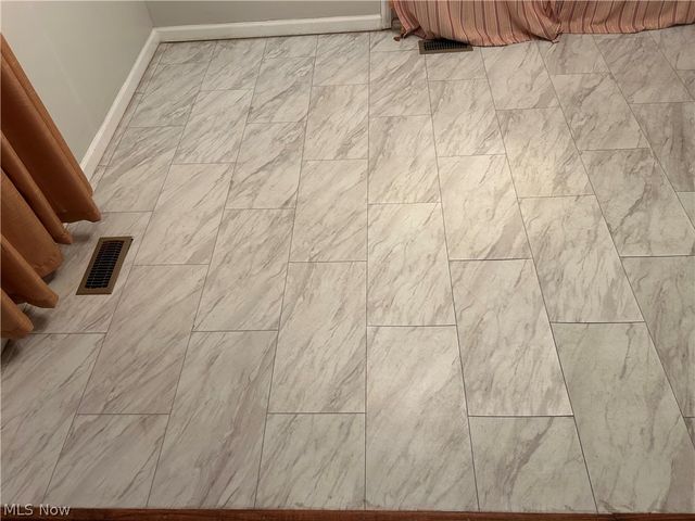 7535 Hickory Road, Bedford, OH 44146