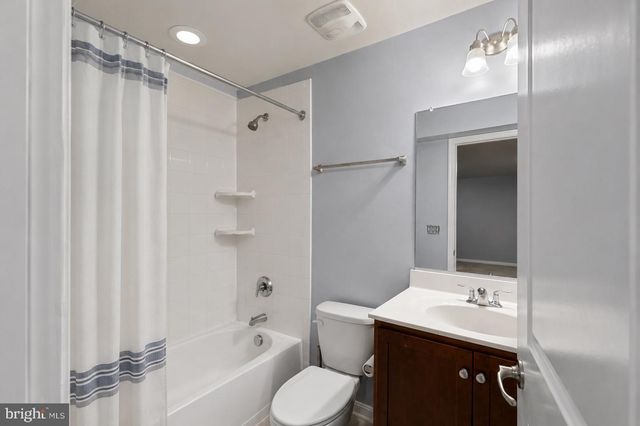 4400 SCARLET OAK LN, Baltimore, MD 21229