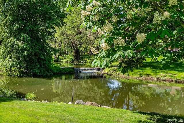 5326 Willow Lake Drive, Clarence, NY 14031