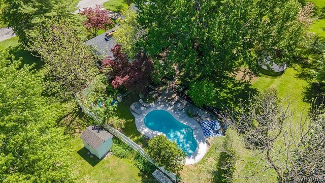 5326 Willow Lake Drive, Clarence, NY 14031