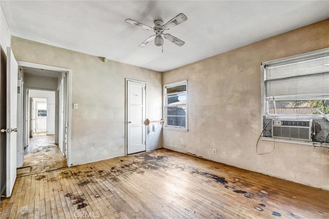 411 N Glenwood Place, Burbank, CA 91506