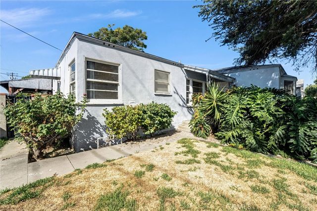 411 N Glenwood Place, Burbank, CA 91506