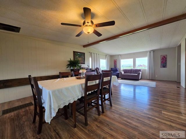 858 E 1000 N, Shelley, ID 83274