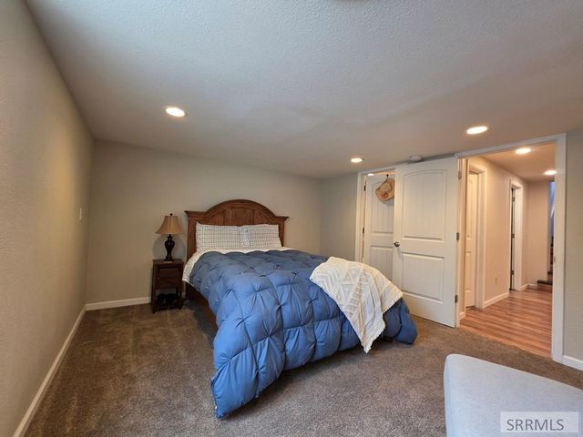 858 E 1000 N, Shelley, ID 83274