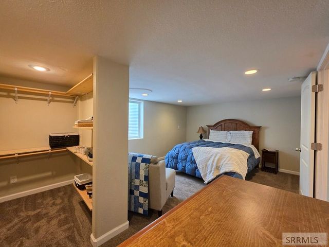 858 E 1000 N, Shelley, ID 83274