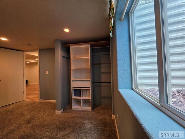 858 E 1000 N, Shelley, ID 83274