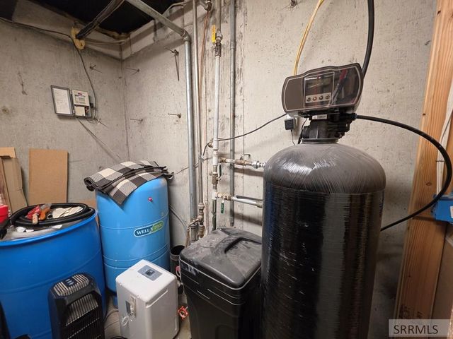 858 E 1000 N, Shelley, ID 83274